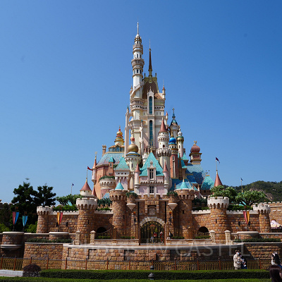 香港ディズニーのシンボル城：キャッスル・オブ・マジカル・ドリーム