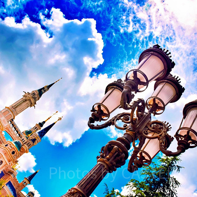 年パスなら、季節ごとの装飾やパレードもお得に楽しめる！