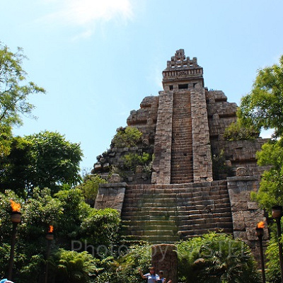 インディ・ジョーンズ®・アドベンチャー：クリスタルスカルの魔宮