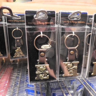 イニシャルキーホルダー