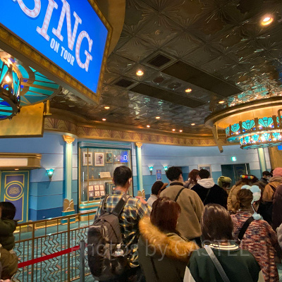 ユニバのシングオンツアー館内