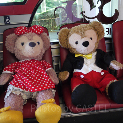 ダッフィーやシェリーメイと仮装したり、お散歩するのにいい季節です。