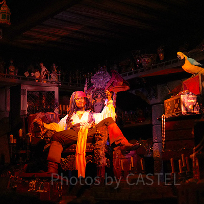 アトラクションの最後に登場するジャック・スパロウ