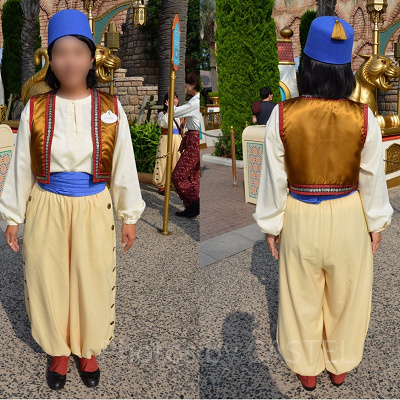 ジャスミンのフライングカーペットキャストのコスチューム