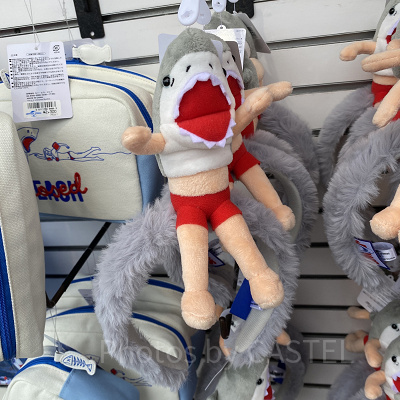 ジョーズ：サメ被りカチューシャ