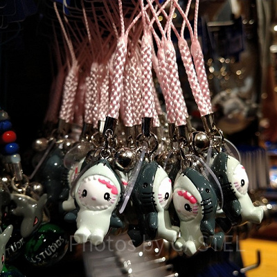 ジョーズサメキティストラップキーホルダー