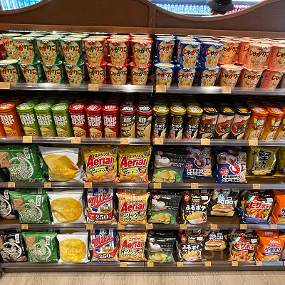 ジョイフルスプリングスの商品⑪お菓子（スナック菓子）