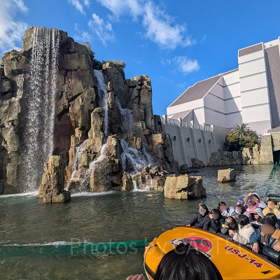 日中のジュラシックパーク・ザ・ライド