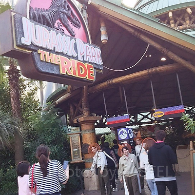 ジュラシックパークザライド入口