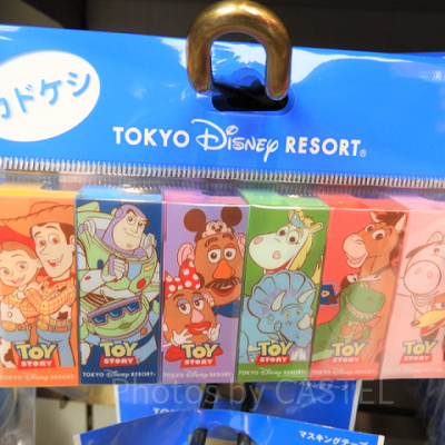 ウッディ―柄も入っているカドケシセット