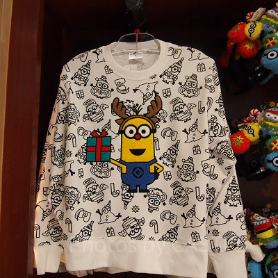 トナカイ姿のケビンのトレーナー