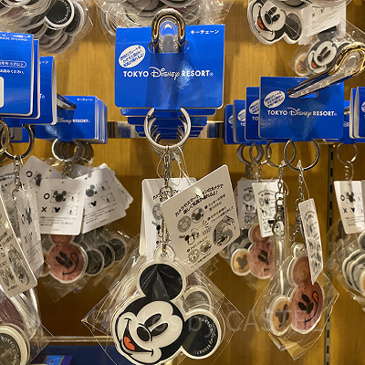 キーチェーン（ミッキーグッズ）