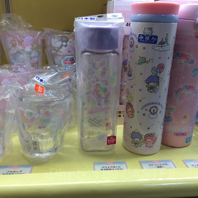 キキ＆ララショップ水筒コーナー