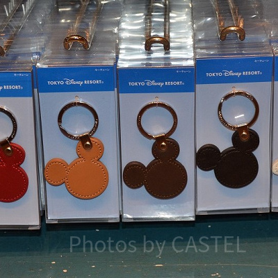 レザーキーチェーン