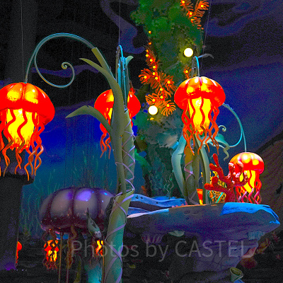 かわいいクラゲに乗って癒されよう