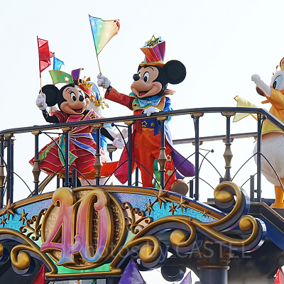 「レッツ・セレブレイト・ウィズ・カラー」