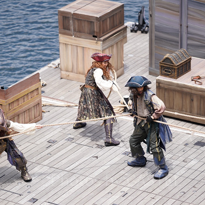 海賊たちと暑い夏を楽しもう！