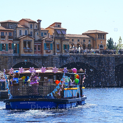 カラフルハピネスジャーニーは水域沿いから鑑賞しよう！