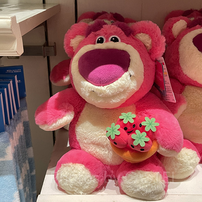 ロッツォぬいぐるみ