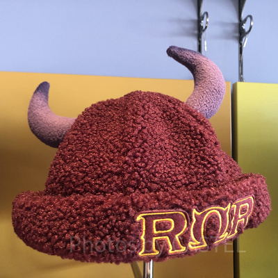 ロアーオメガロアーキャップ（ディズニーモンスターズユニバーシティグッズ）