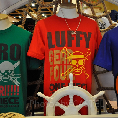 ルフィのロゴ入りTシャツ「ギアフォース」