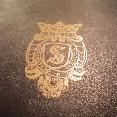 マゼランズ：メニュー伝票には秘密組織S.E.Aの紋章が！