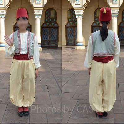 マジックランプシアターキャストのコスチューム