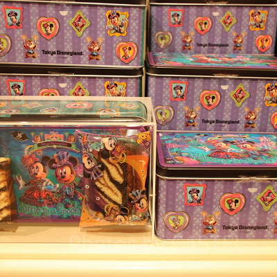 マーブルカステラの缶はふたのデザインが変わります！