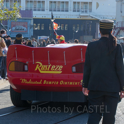 ディズニーシーでカーズのマックィーンに会おう！