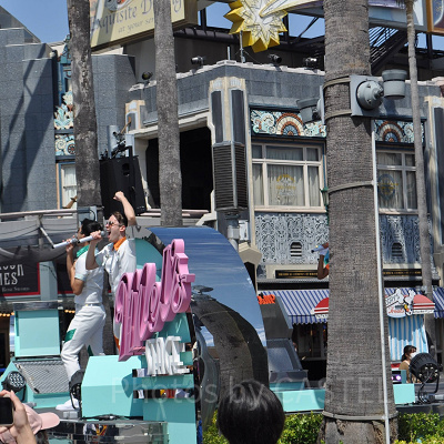 メルズドライブインステージ