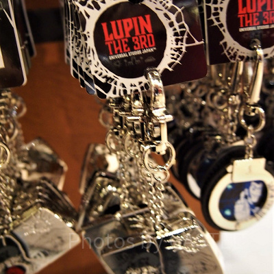 メタルキーチェーン