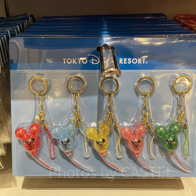 Disney - ディズニー☆バックチャーム　ケース付☆バルーン&amp;ワッフルセット Disney - ミッキー ワッフル バルーン チャームの通販 by ぽぽす