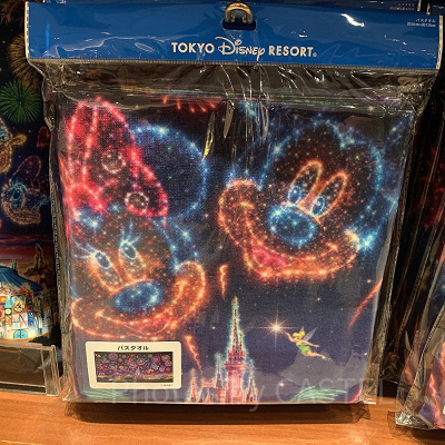 ミッキー＆フレンズ花火デザインバスタオル