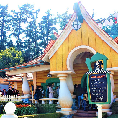 ディズニーランドのミッキーの家には、ミッキーがいます！