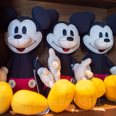 ミッキーマウスぬいぐるみ