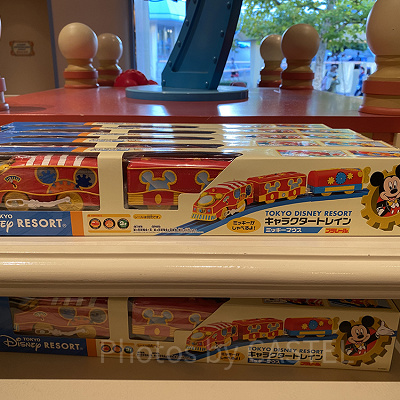 ミッキーマウスのトレイントイ