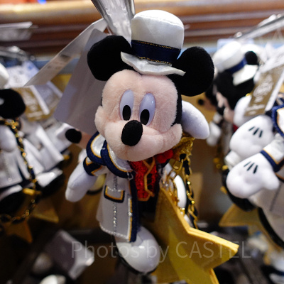 ミッキーぬいぐるみバッジ