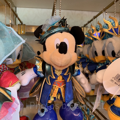 ミッキーぬいぐるみバッジ