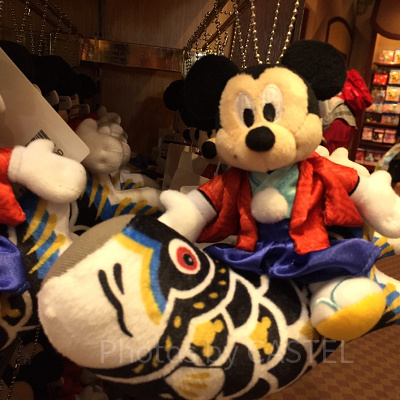 ミッキーぬいぐるみバッジ