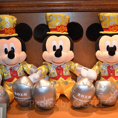 ミッキーのぬいぐるみ