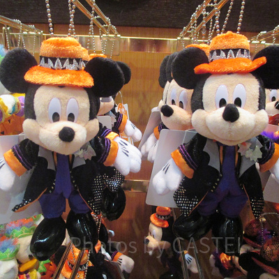 ミッキー　ぬいぐるみバッジ