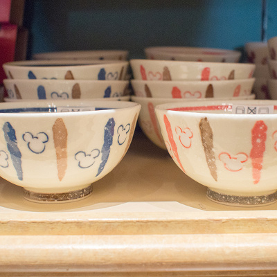 ミッキーシェイプ柄茶碗②