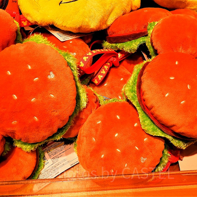 ミッキーシェイプのバーガー。…のバッグ！