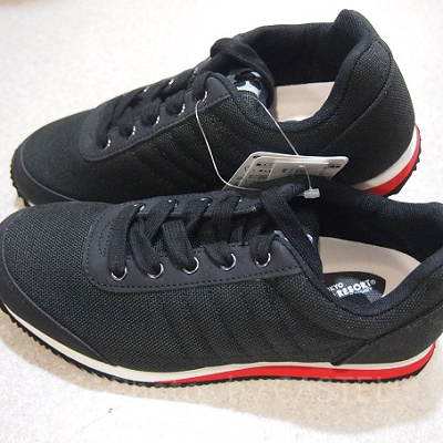 ミッキースニーカー