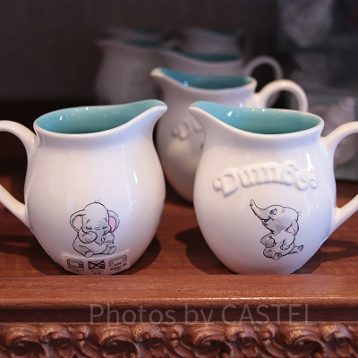 ミルクピッチャー