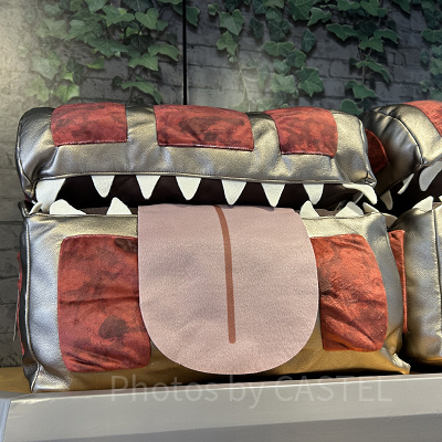 ミミッククッション（USJ×葬送のフリーレングッズ）