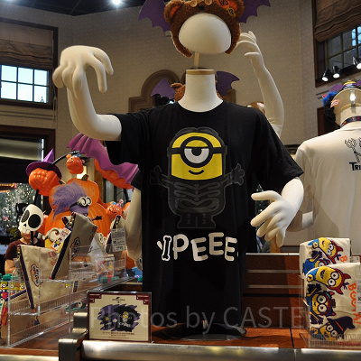 ミニオングッズディスプレイ