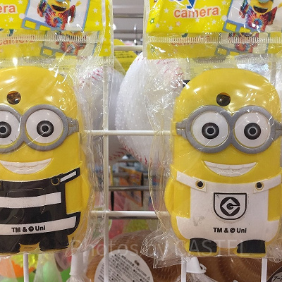 ミニオングッズ絵がわりカメラ／100均ショップ「ダイソー」
