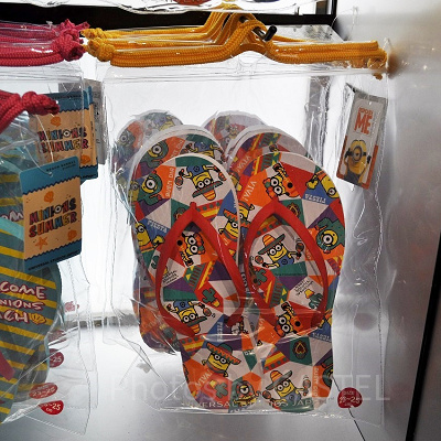 ミニオンサマーサンダル
