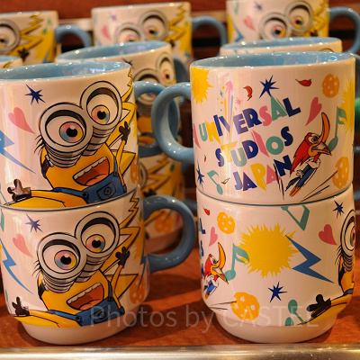 ミニオンの20周年マグカップ